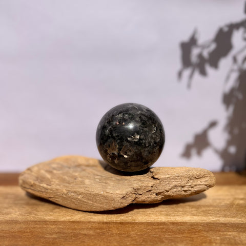 Spectrolite Sphere