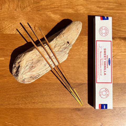 Satya Sweet Vanilla Incense Sticks 15g box on a white background, offering a smooth and comforting scent.